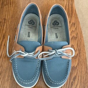 Cloudsteppers by Clarks Blue and Tan Slip-On Boat Shoes